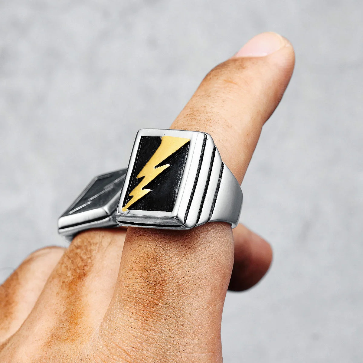 Golden Lightning Men Rings 316L Stainless Steel Simple Ring Punk Rock Party for Friend Couple Jewelry Best Gift Dropshipping