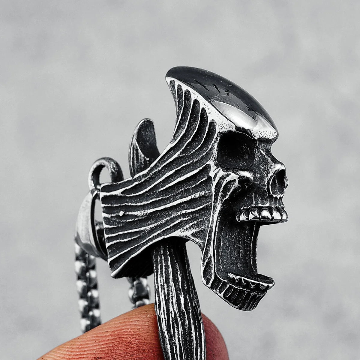 Skull Axe Necklace Stainless Steel Roaring Skulls Axes Punk Rock Men Pendant Chain Vintage Hyperbolic for Boyfriend Jewelry Gift