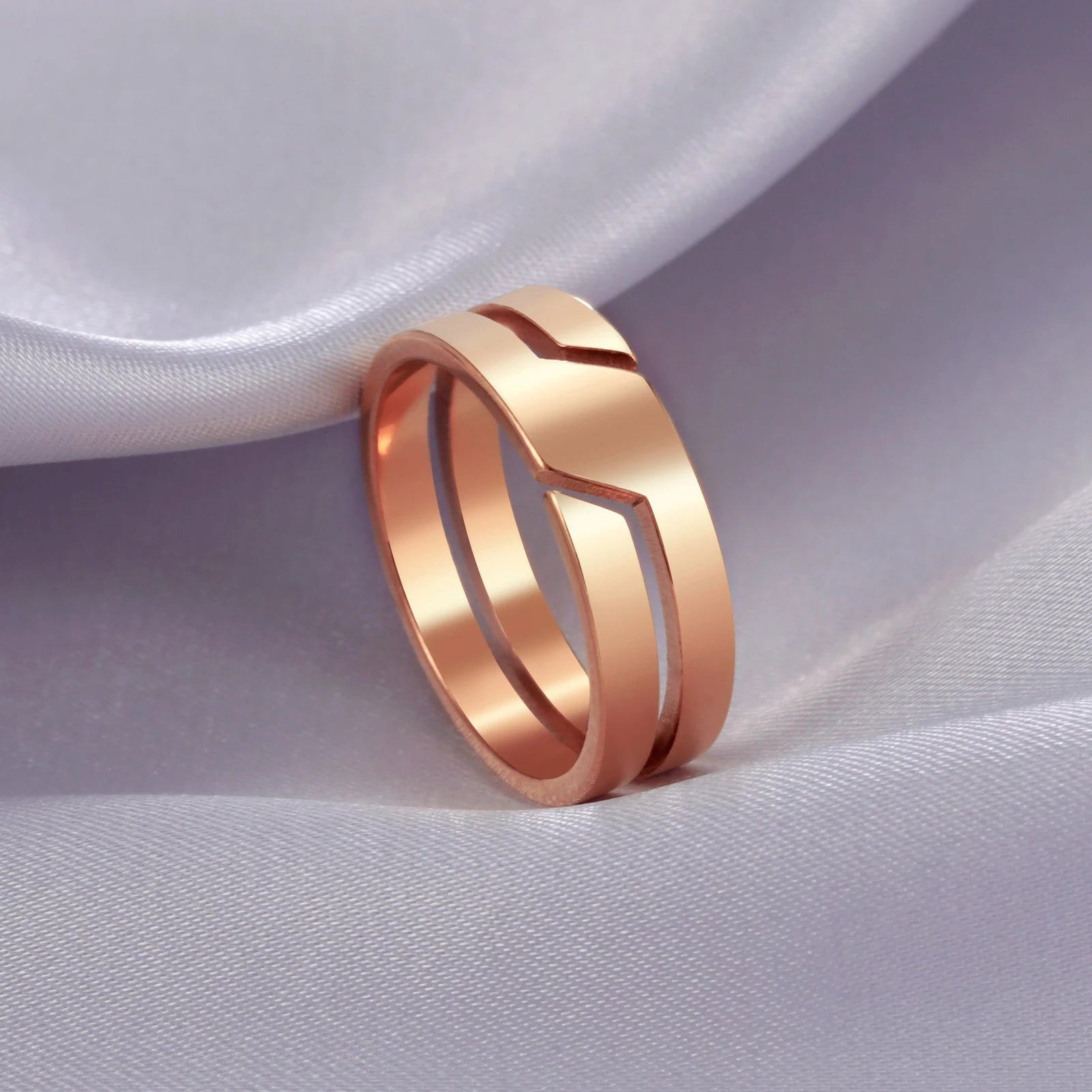 Bague de couple simple en acier inoxydable à la mode Dreamtimes pour hommes et femmes, bagues décontractées, bijoux, cadeau d'anniversaire de fiançailles 2023