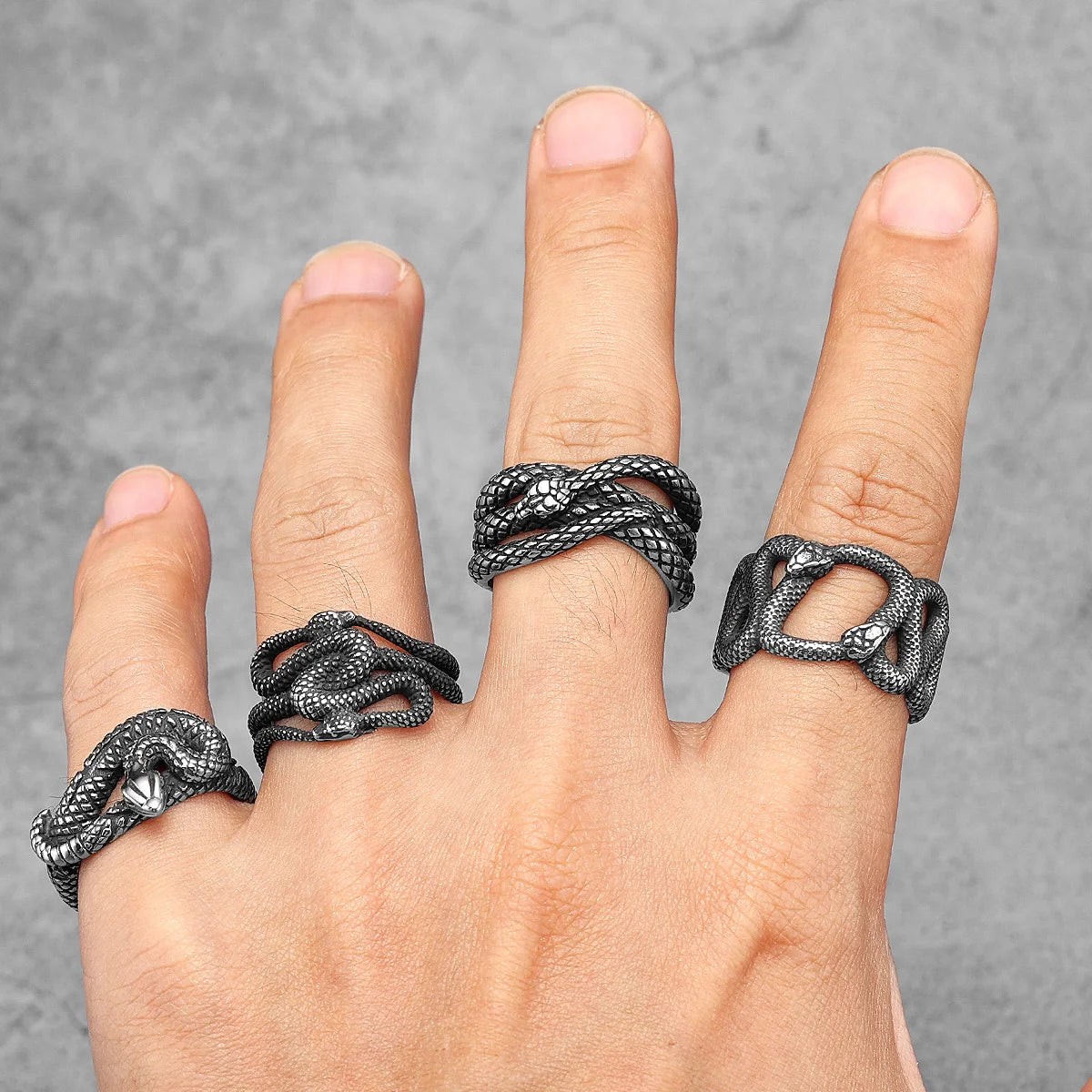 Snake Ring Stainless Steel Men Rings Punk Rock Vintage for Women Biker Jewelry Halloween Creativity Gift Wholesale Accessories