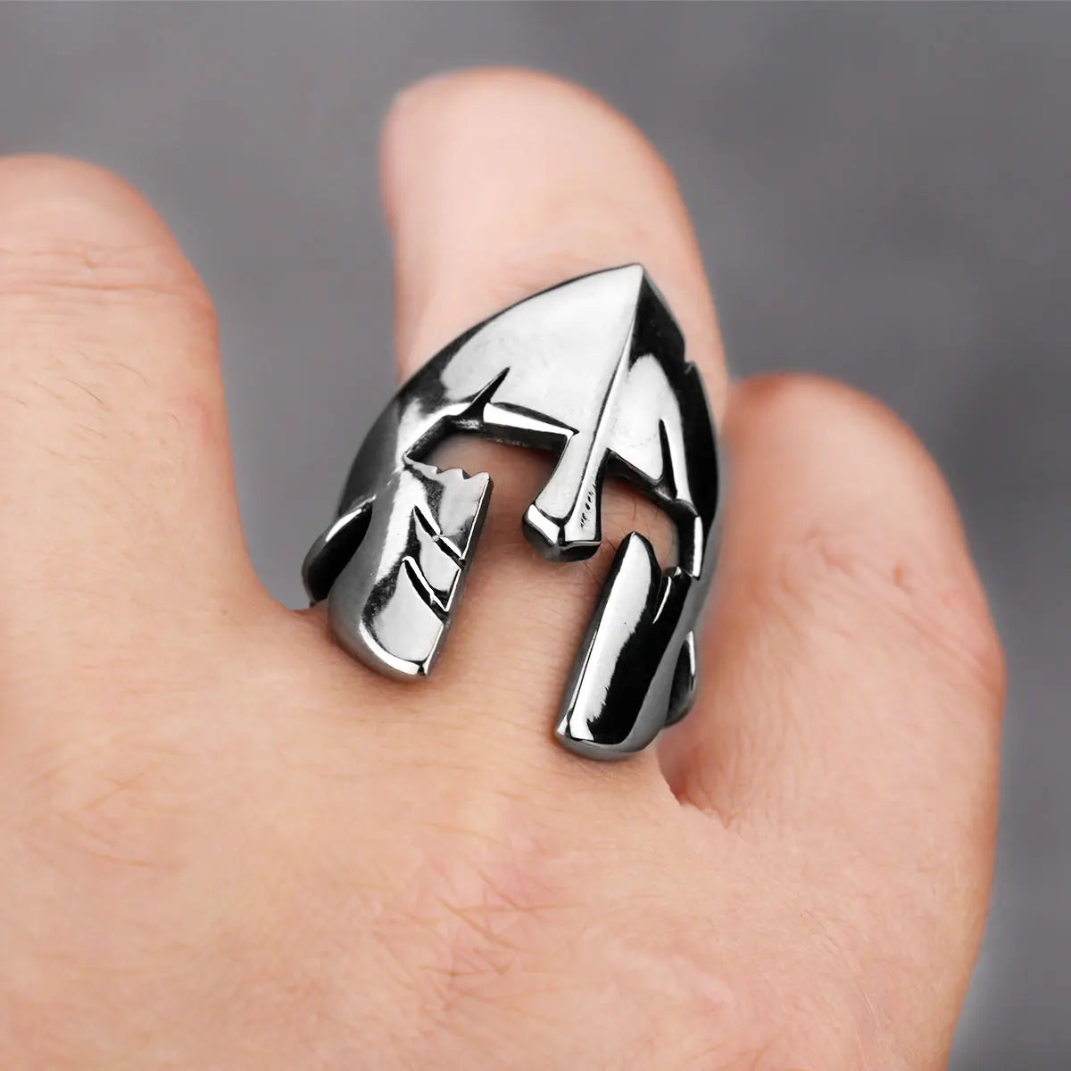 Men's Spartan Warrior Mask Ring Hip Hop Simple Charm Punk Boutique Handmade Viking Jewelry Ring Creative Gift Wholesale