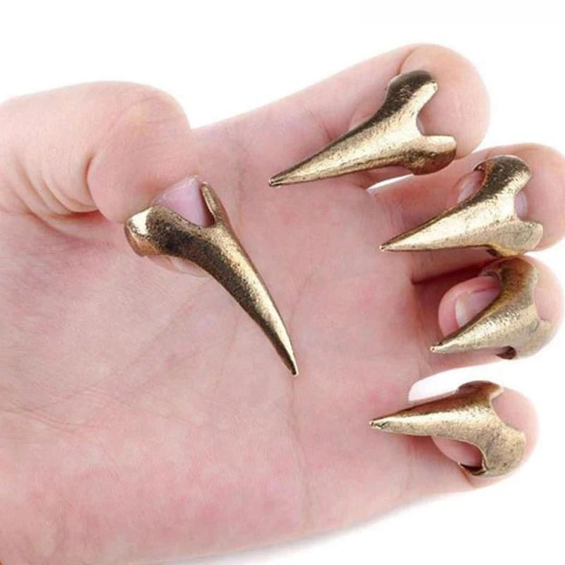 5 Teile/los Großhandel Heißer Retro Punk Kühlen Rock-Gothic Talon Nagel Finger Klaue Spike Ringe Schmuck Party Cosplay Geschenk Halloween