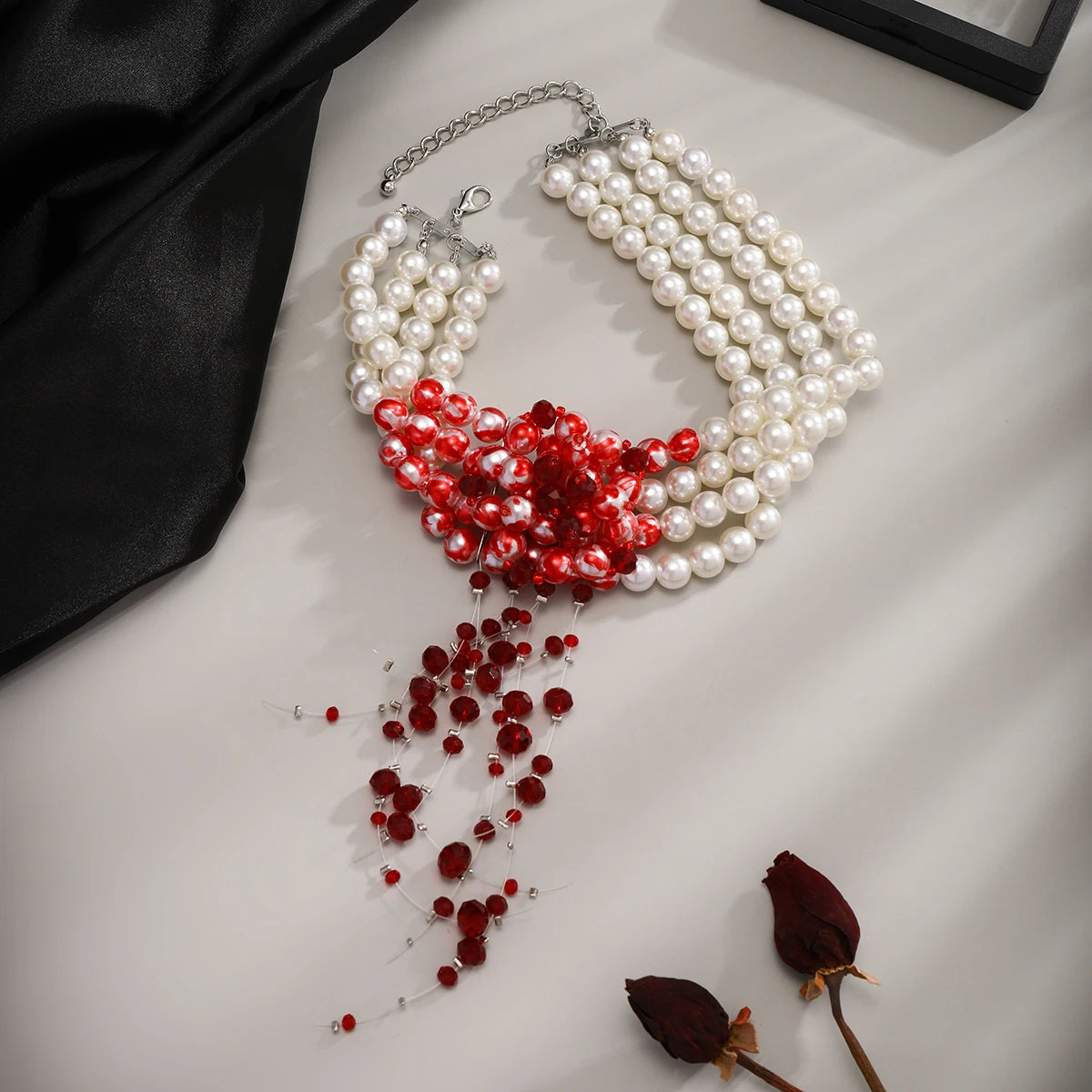 Goth Vintage Red Blood Pattern Imitation Pearl Chain Necklace for Women Wed Bridal Long Tassel Beads Pendant Halloween Jewelry