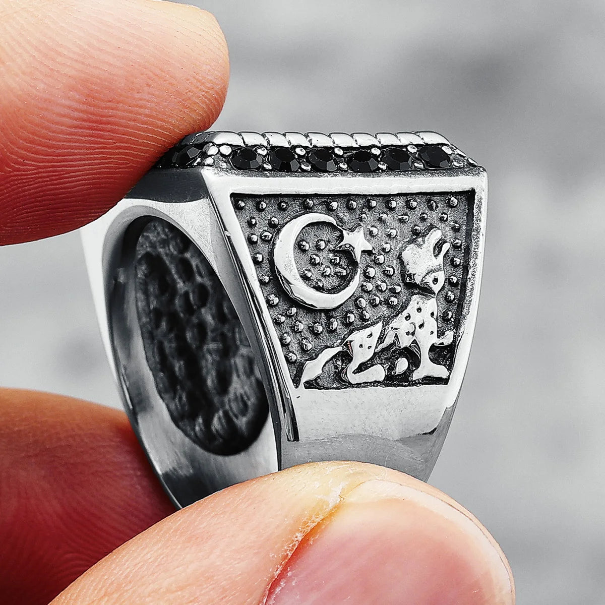 Strass Ringe Edelstahl Mond Wolf Männer Ring Hip Hop Intarsien Diamanten Klassisch für Männlichen Freund Schmuck Geschenk Dropshipping