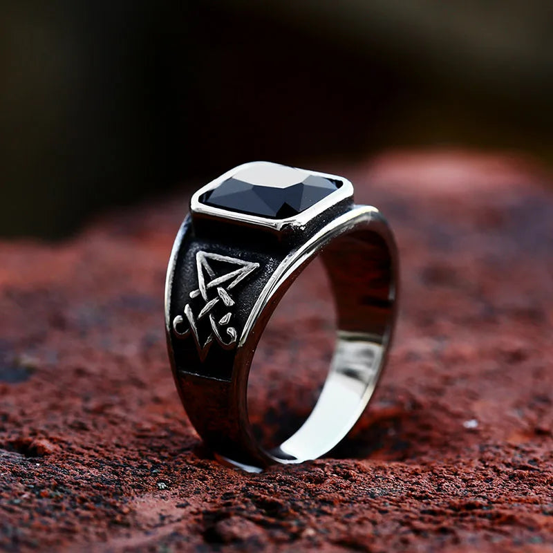 Fashion anillo lucifer