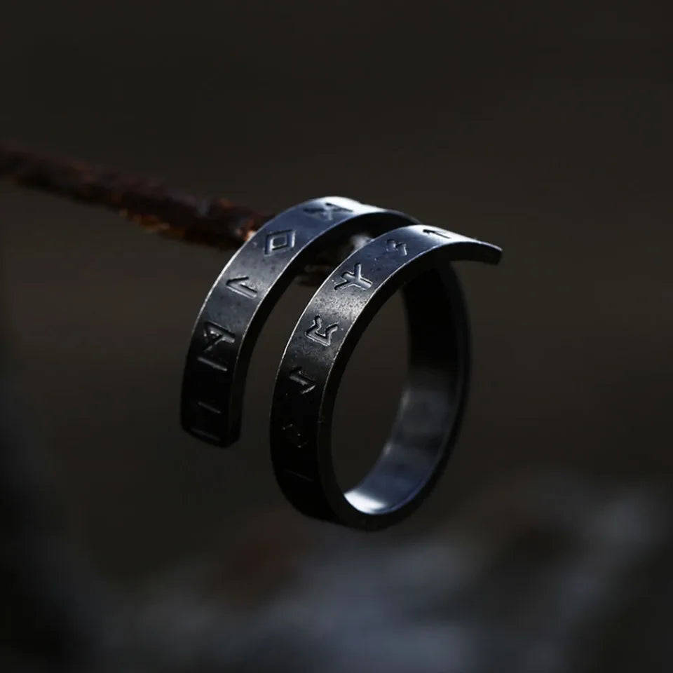 Einfaches kreatives Design Viking Rune Ring für Männer Frauen Edelstahl Punk Biker Öffnung Ringe Mode Vintage-Schmuck Großhandel