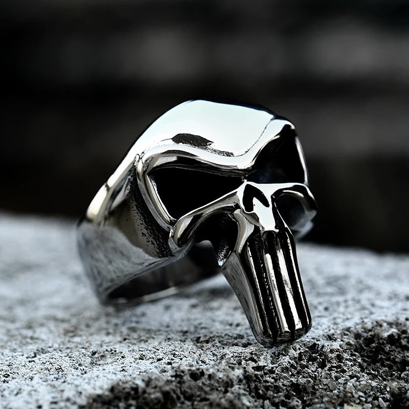 Movie Steel Warrior Men's Ring Skull Shape Ring Men's New Fashion Retro Horror Ring Metal Accessories  Jewelry