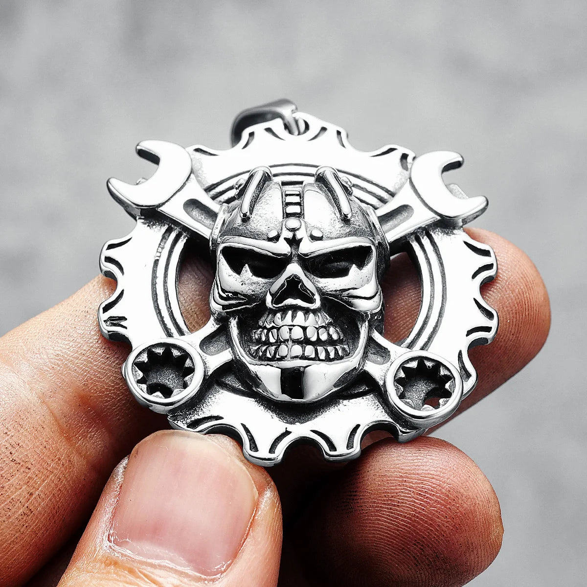 316L Stainless Steel Necklace Hip Hop Gear Skull Men Pendant Chain Heavy Metal Rock Punk for Boyfriend Biker Rider Jewelry Gift