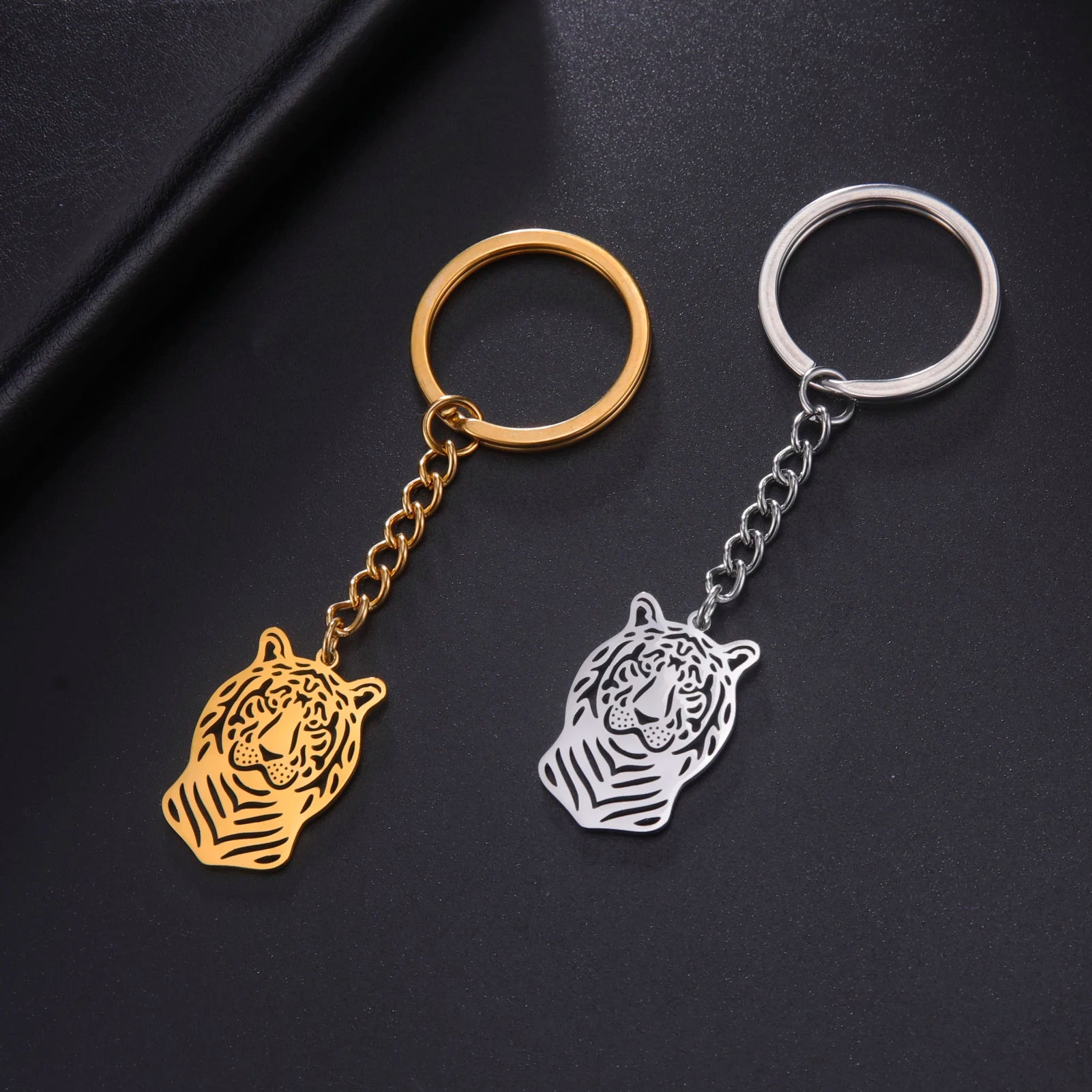 Dreamtimes 2023 Tiger Pendant Keychain Fashion Punk Stainless Steel Men's Animal Head Accessories Gift