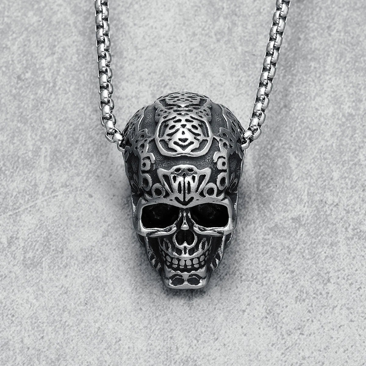 Carved Skull Necklace Men Retro Skeleton Pendant Chain 316L Stainless Steel Vintage Punk Hip Hop Rap for Biker Male Jewelry Gift