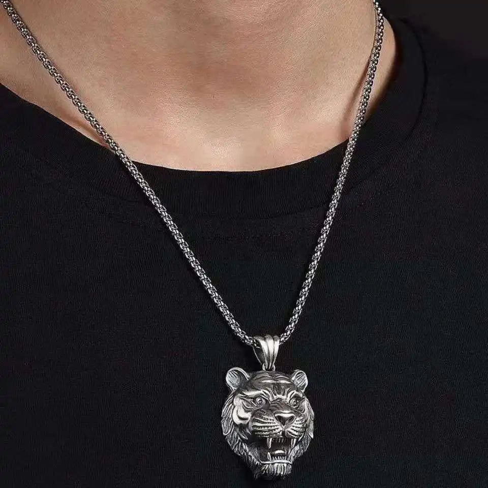 Domineering and Fierce Tiger Head Animal Pendant Necklace Men's Fashion Personality Punk Trend Jewelry