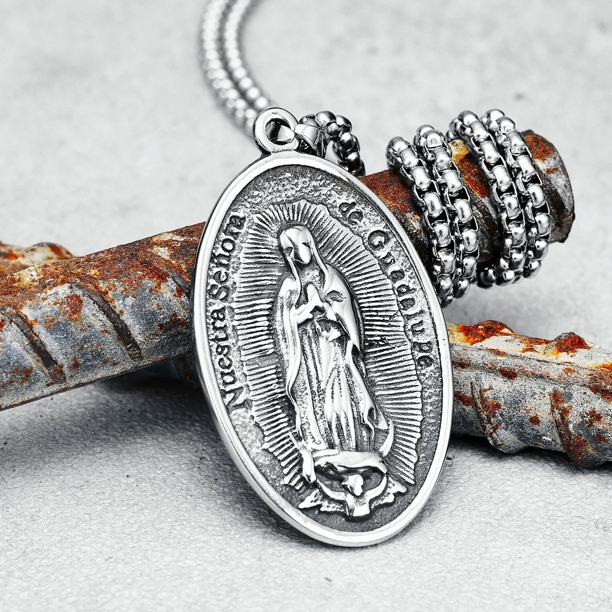 Nuestra Senora Pendant De Guadalupe Necklace Retro 316L Stainless Steel Chain Religion Rock Hip Hop for Rider Biker Jewelry Gift