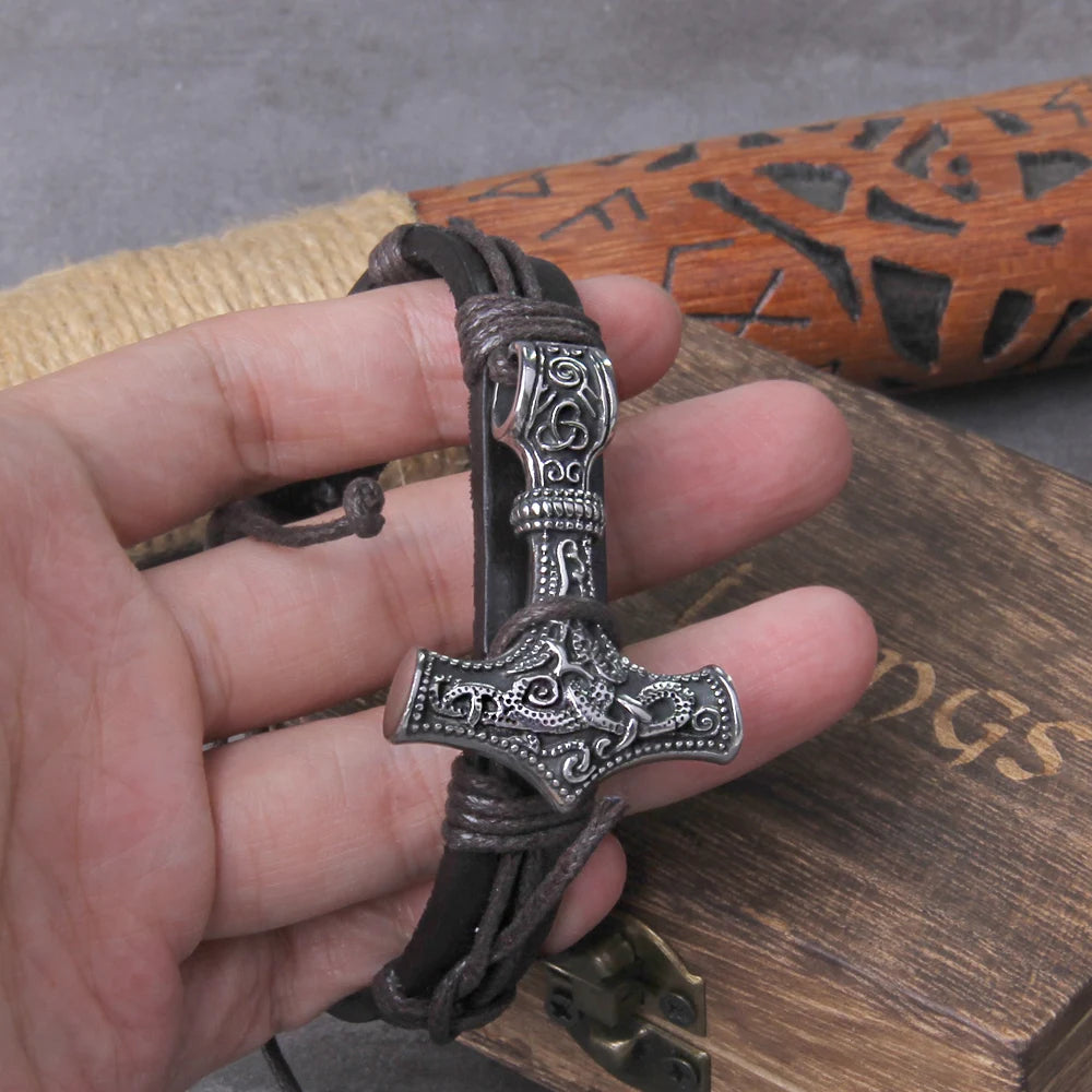 Men's thor's hammer Wrap Viking Bracelet Men's Leather Accessories Hatchet Handmade Pirate Bracelet For Male with box as gift