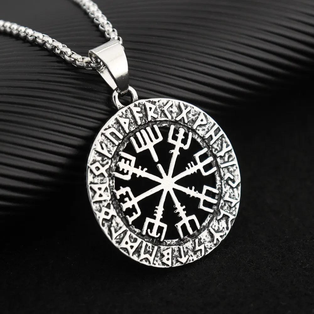 Mens Vintage Viking Rune Compass Pendant Necklace High Quality Metal Pagan Amulet for Men Accessories Necklace Jewelry wholesale