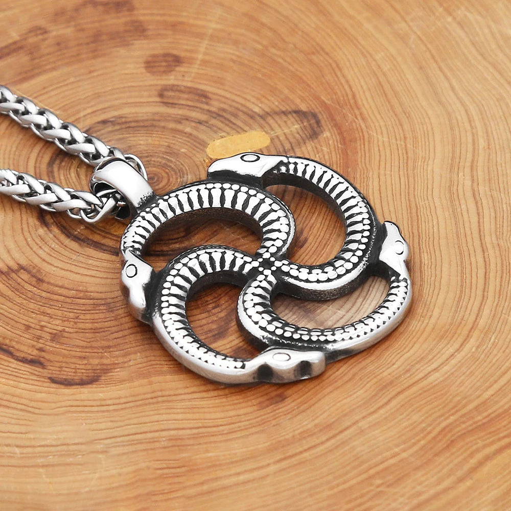 New Creative Design Snake Round Pendant Necklace 316L Stainless Steel Fashion Punk Animal Necklaces For Men Party Jewelry Gifts