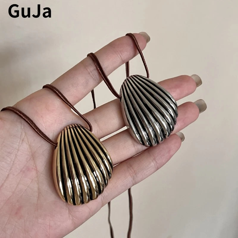 Fashion Jewelry Vintage Temperament Metal Shell Pendant Necklace For Women Party Gifts Cool Trend Accessories Hot Selling