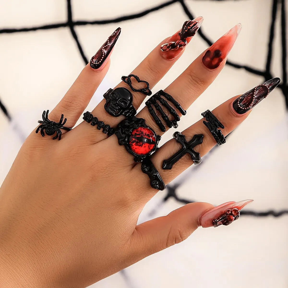 9Pcs/Set Goth Black Devil Eye Skull Spider Palm Rings for Women Vintage Cross Jesus Love Heart Rings Halloween Jewelry Gift New