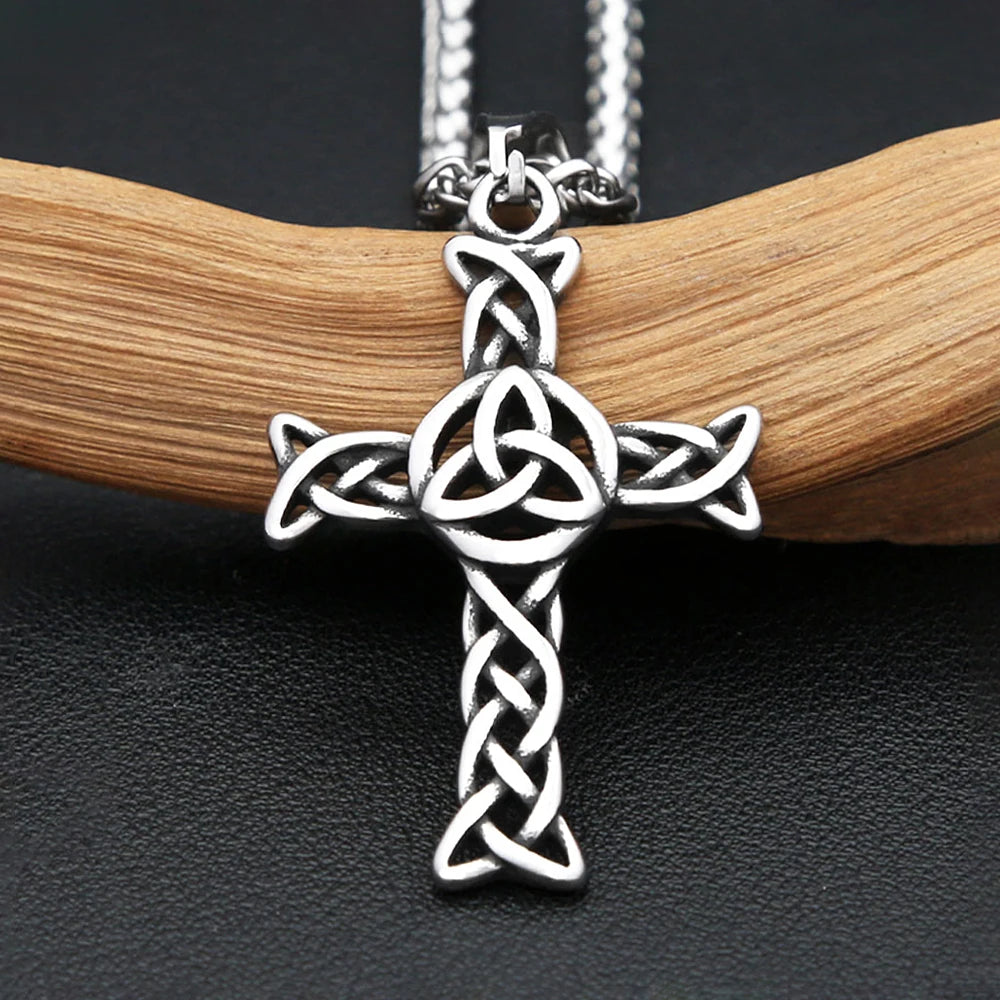 Vintage Fashion Cross Pendant Necklaces For Men Women 316L Stainless Steel Nordic Viking Celtic Knots Necklace Amulet Jewelry