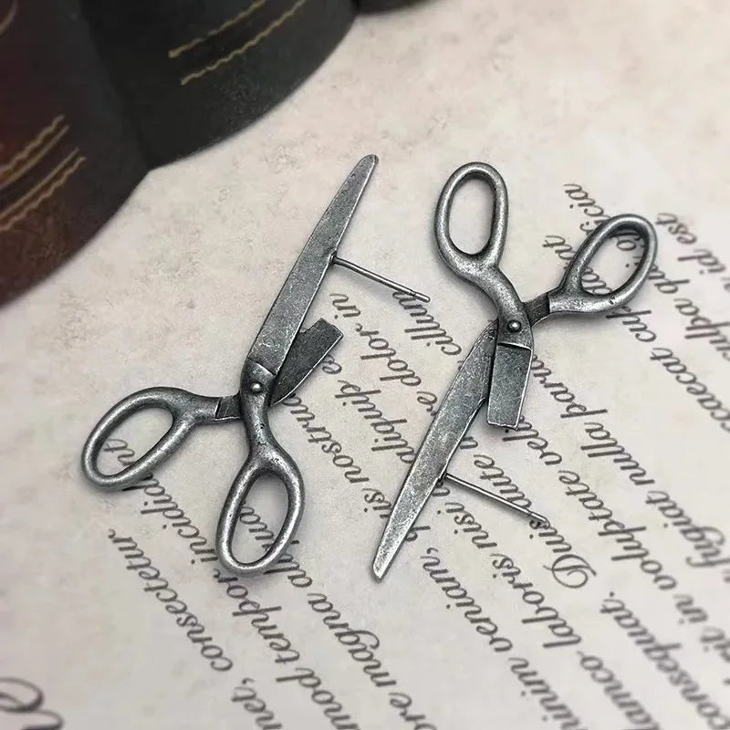 Dark Gothic Vintage Imitation Scissors Halloween Earrings