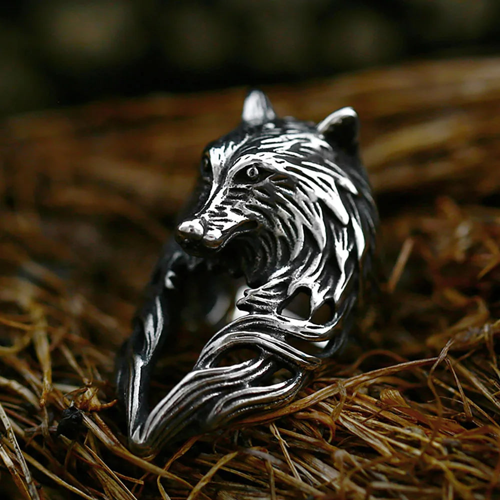 Punk Vintage Black Wolf Head Ring For Men 316L Stainless Steel Gothic Hip Hop Animal Rings Fashion Amulet Jewelry Gift Wholesale