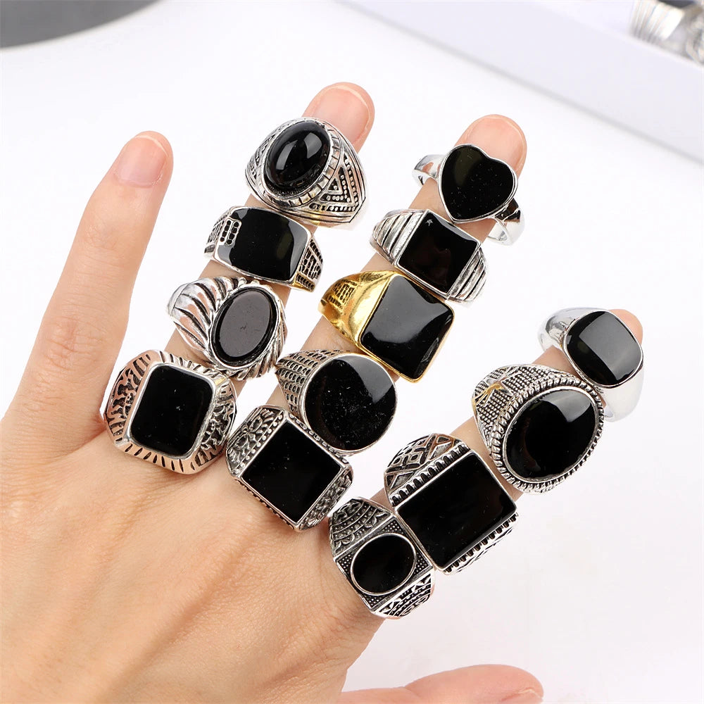 Großhandel 20 Teile/los Vintage Schwarzes Quadrat Ring Für Frauen Männer Mix Stil Retro Punk Hip Hop Rock Party Schmuck