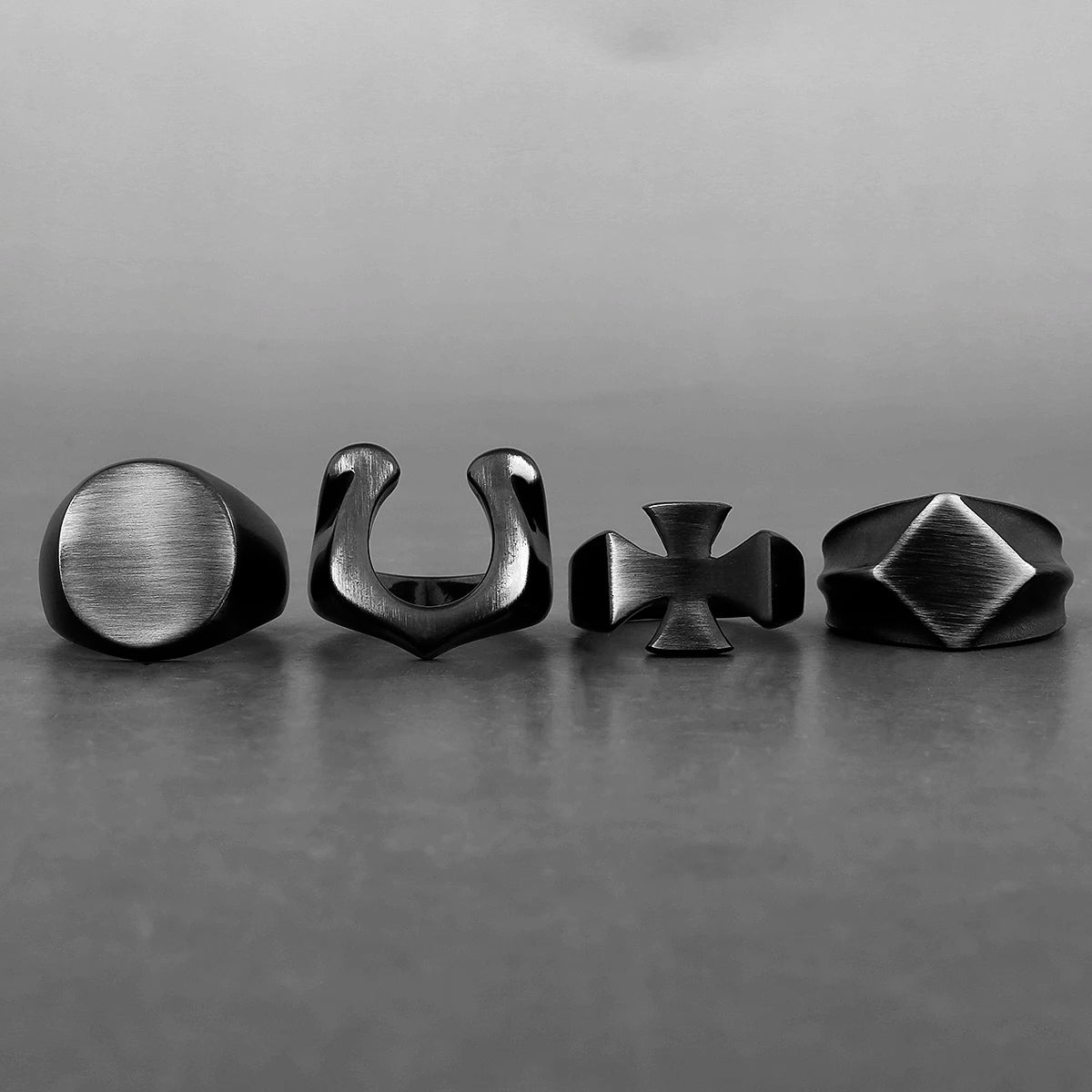 Simple Punk Retro Black Stainless Steel Mens Rings for Women Couple Lover Boy Girlfriend Biker Jewelry Creativity Gift Wholesale