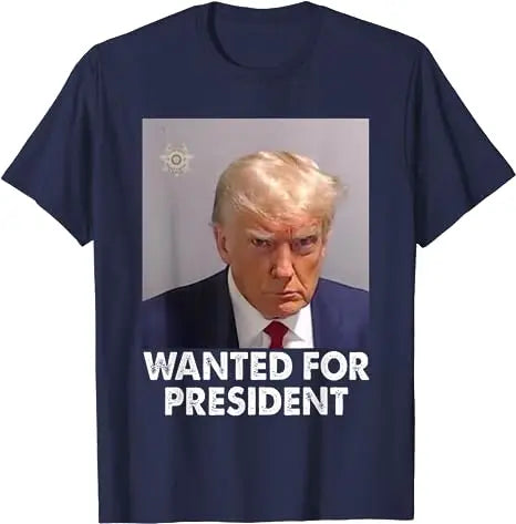 Se busca a Donald Trump para presidente en las elecciones de 2024. Camiseta con foto policial de Trump. Nunca te rindas. Pro Trump. Salva a los estadounidenses. Apoya a los fanáticos.