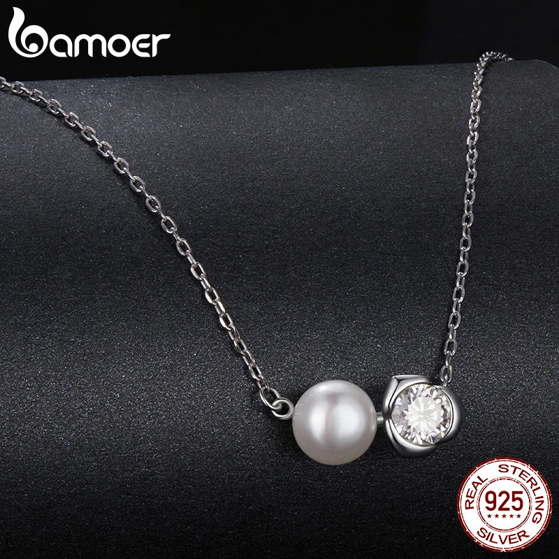 Collier BAMOER plaqué or blanc avec pendentif en forme de rose en moissanite pour femme, collier en argent sterling 925 avec petite fleur, cadeau de Noël MSN040