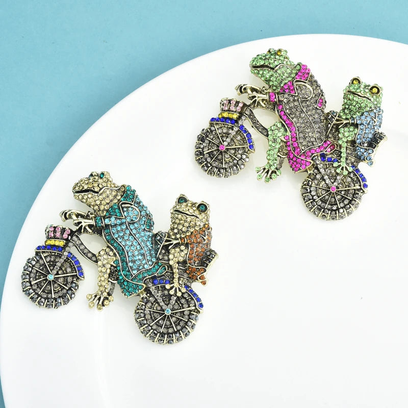 Wuli&baby Luxury Riding Motorbike Frogs Brooches For Women Unisex 2-color Sparkling Cartoon Animal Party Office Brooch Pins Gift