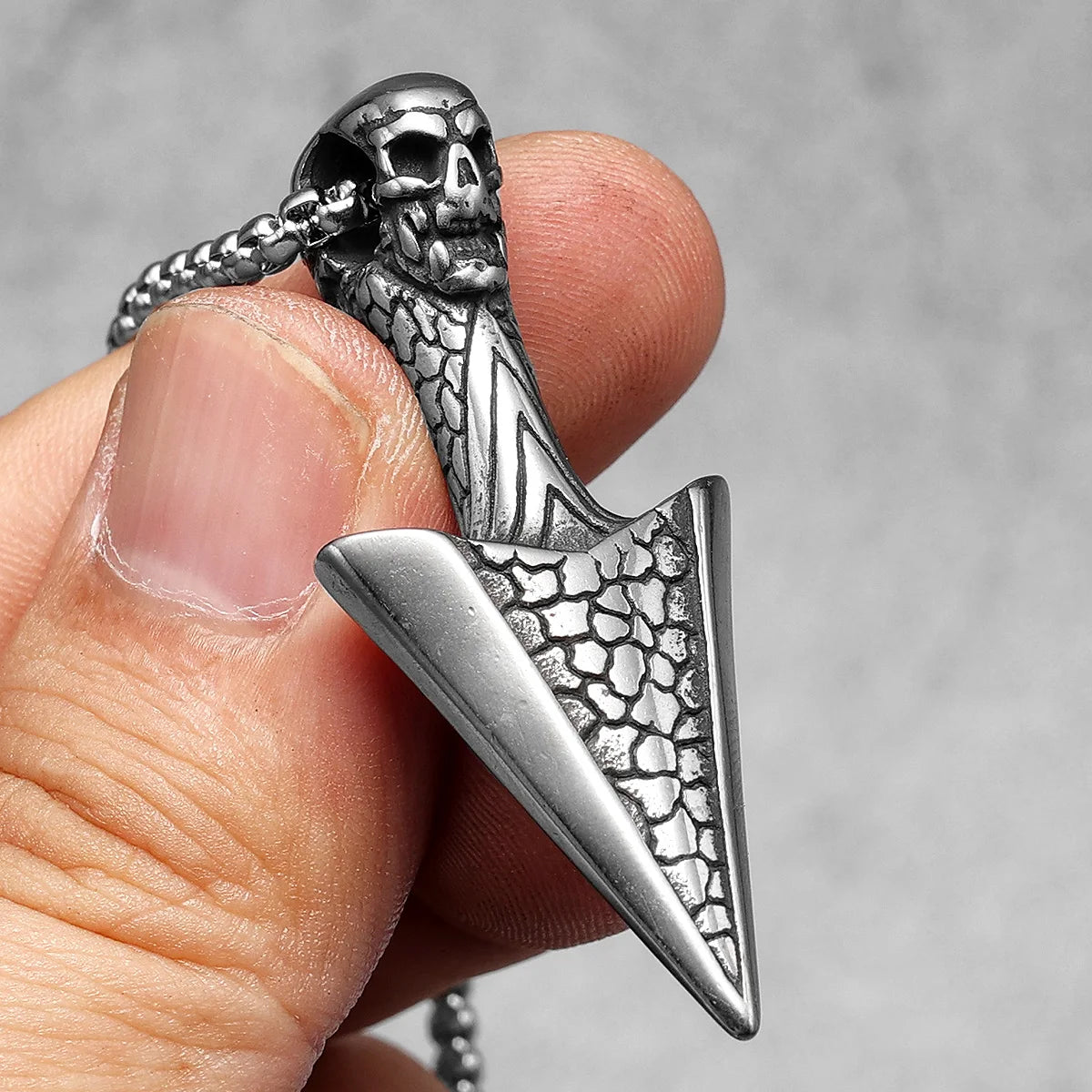 Skull Dart Necklace Spearhead 316L Stainless Steel Pendants Turquoise Men Ice Cracks Chain Punk for Boyfriend Male Jewelry Gift