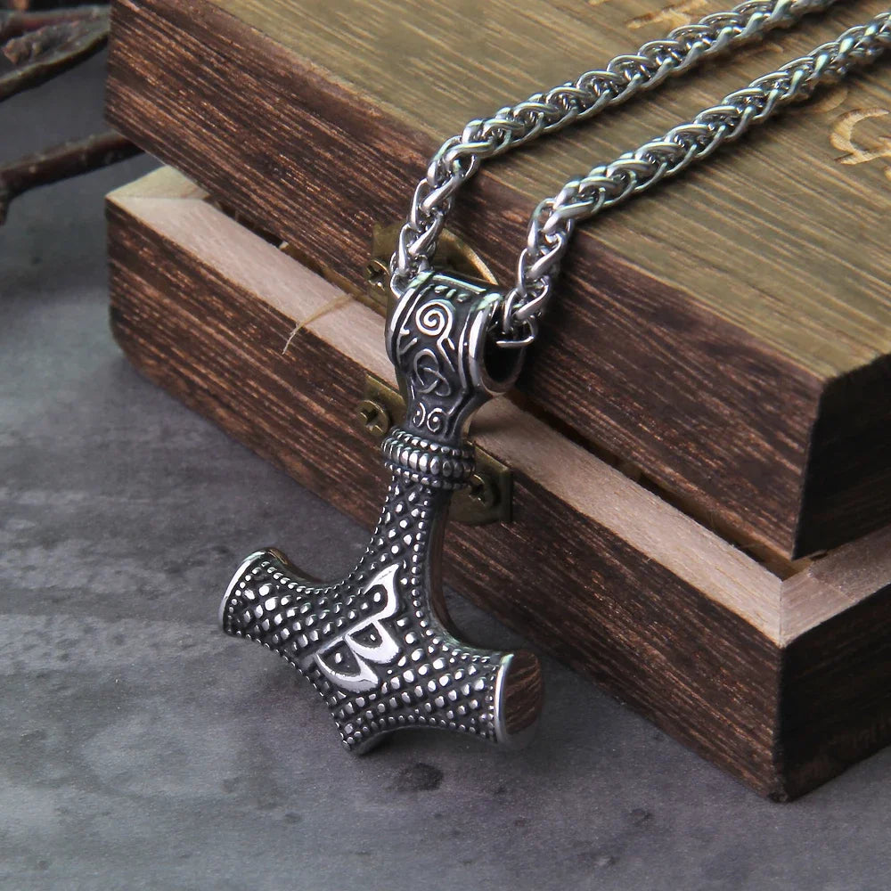 Fashion Valknut Viking Thor's Hammer Pendant Necklace With keel Chain As Men Gift with wooden box