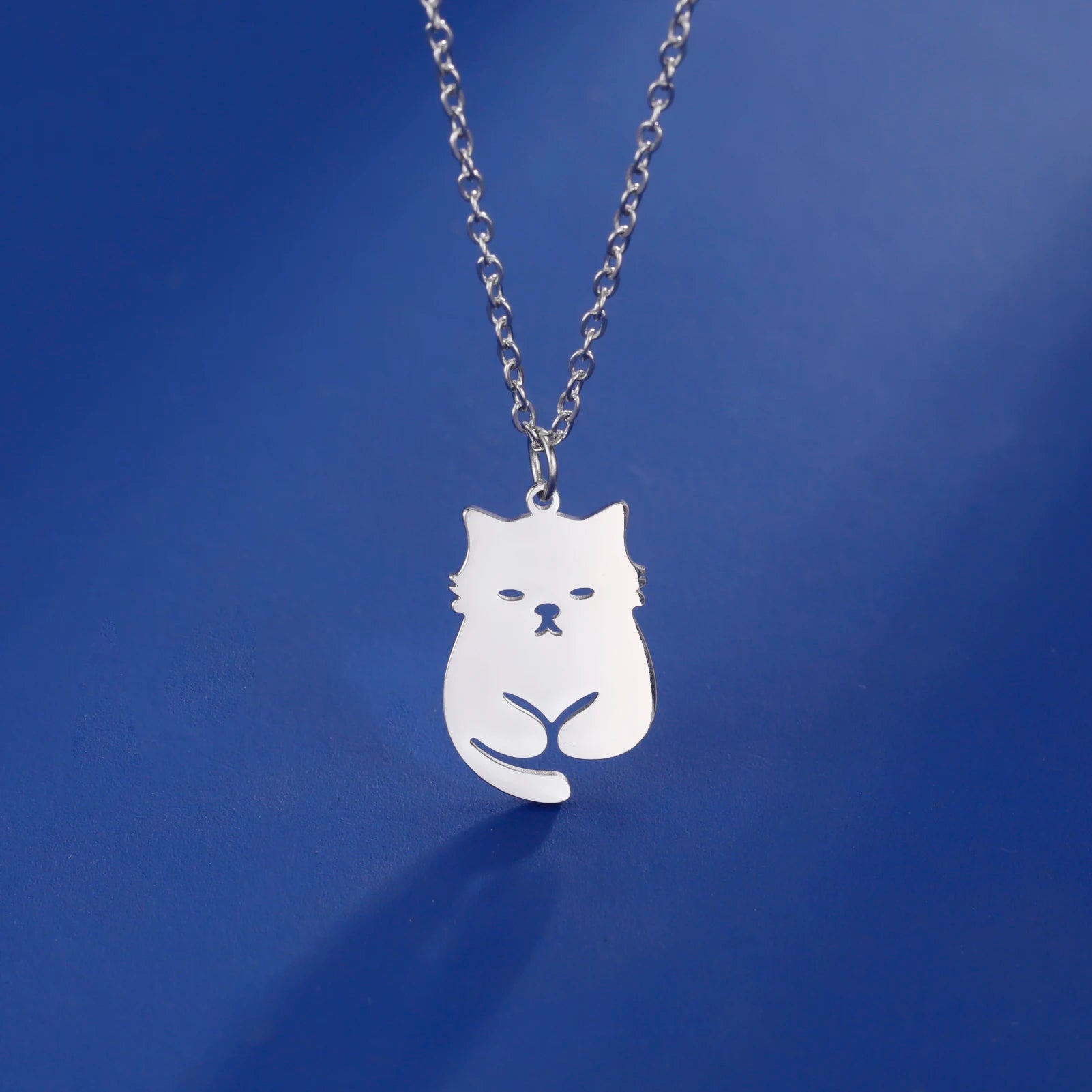 Dreamtimes Fashion Cute Cat Pendant Necklace for Women 21.4 * 14mm Stainless Steel Animal Lover Jewelry Gift