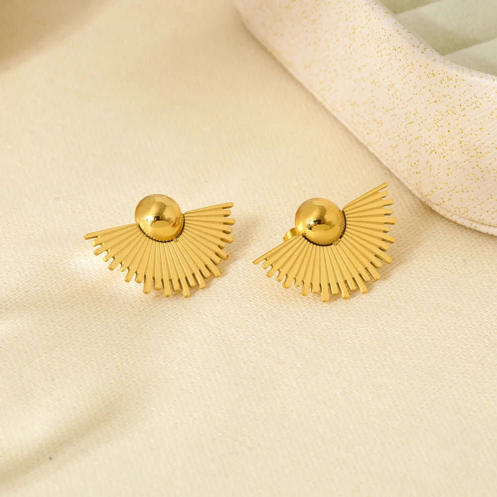 New Arrival 16k Gold Plated Stainless Steel Ray Scallop Stud Earrings for Women Texture Personality Earrings Waterproof Jewelry