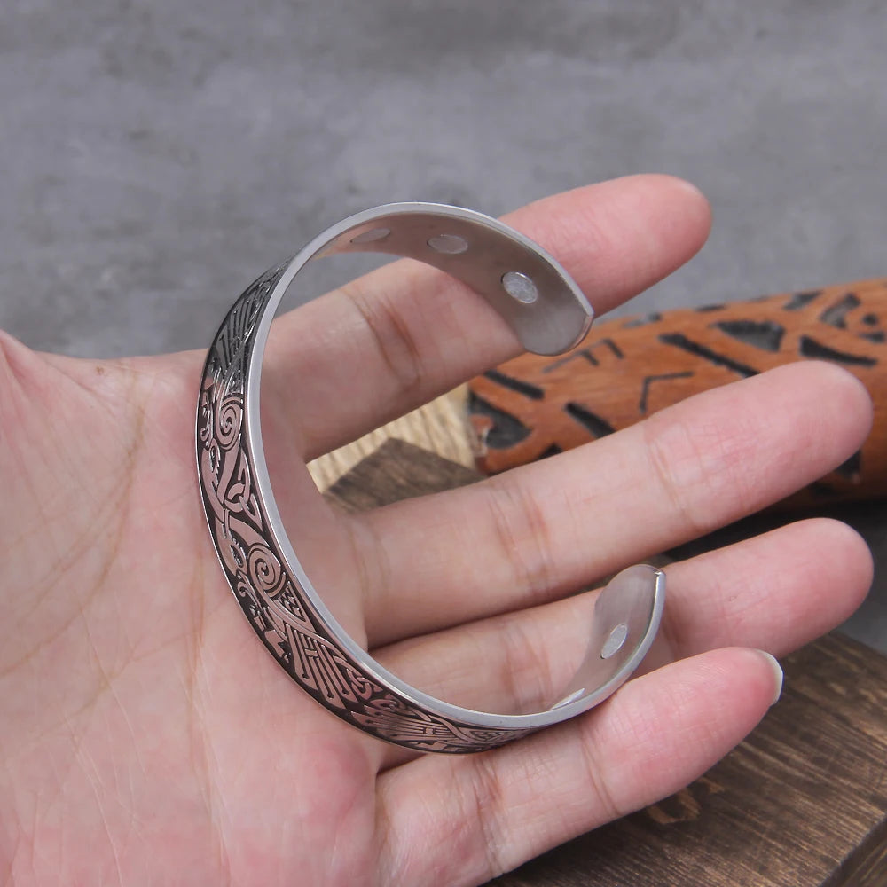 Bracelet en acier inoxydable pour homme, fait à la main, motif corbeau nordique, viking, ne se décolore jamais, avec boîte en bois en cadeau