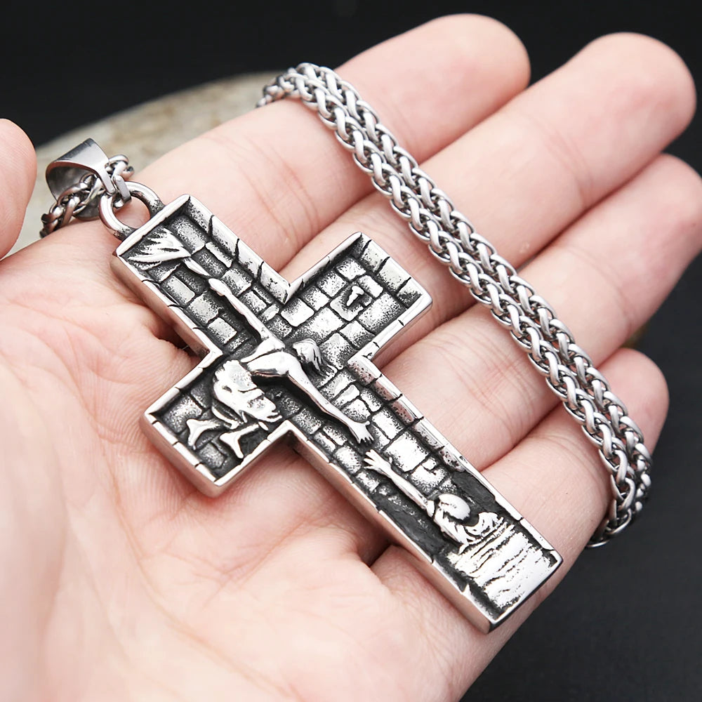 New Vintage Stainless Steel Jesus Savior Cross Pendant Necklaces For Men Women Fashion Lucky Amulet Jewelry Gifts Dropshipping