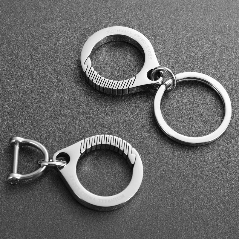 Luxury Titanium Key Chain Car Keychain Ultra Lightweight  EDC Men Women Jewelry Key Ring Holder D Buckle Gifts for Male Gadgets