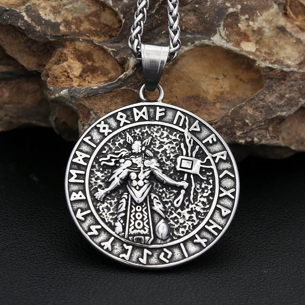 Vintage Nordic Mythology Viking Runes Pendant Necklaces for Men Stainless Steel Odin's Warrior Necklace Amulet Jewelry Wholesale