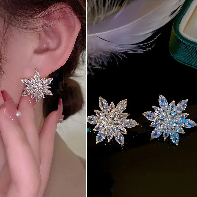 Exaggerated Luxury Crystal Flower Stud Earrings Women's Temperament Elegant Fashion Design Wedding Party Jewelry Gifts for Wife