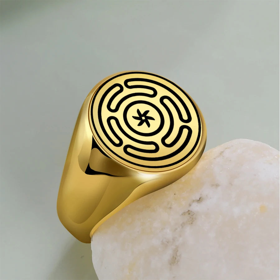 Dreamtimes Hecate Wheel Strophalos Hekate Anneaux en acier inoxydable Symbole magique Charme Kabbale Amulette Bijoux rétro Cadeau Bague 19MM