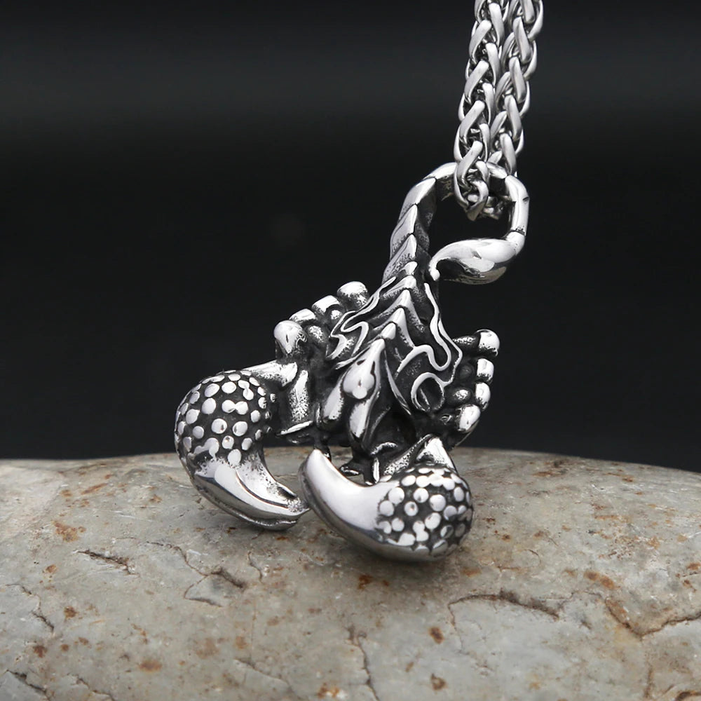 Gothic Fashion Animal Scorpion King Pendant Necklace Stainless Steel Men's Unique Punk Metal Sliding Pendant Party Jewelry Gifts