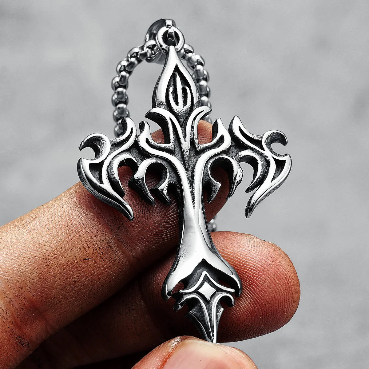 Flame Cross Men Necklaces Fire Blaze 316L Stainless Steel Pendant Chain Religion Rock Punk Rap for Biker Male Jewelry Best Gift