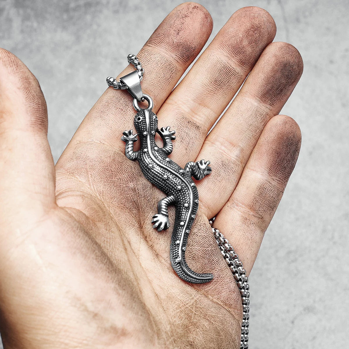 Gecko Lizard Necklaces 316L Stainless Steel Retro Men Pendants Chain Rock Punk Party for Friend Male Jewelry Amulet Best Gift