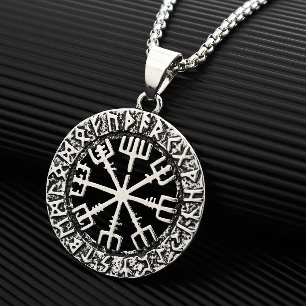 Mens Vintage Viking Rune Compass Pendant Necklace High Quality Metal Pagan Amulet for Men Accessories Necklace Jewelry wholesale