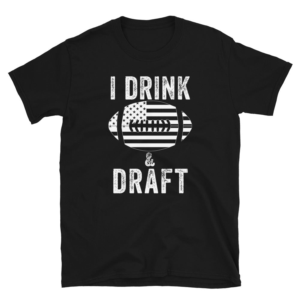 Ich trinke und Draft Shirt Lustiges Fantasy Football Shirt, Fußball Shirt, Fantasy Football, Fantasy Football T-Shirt, USA Football, Fantasy League