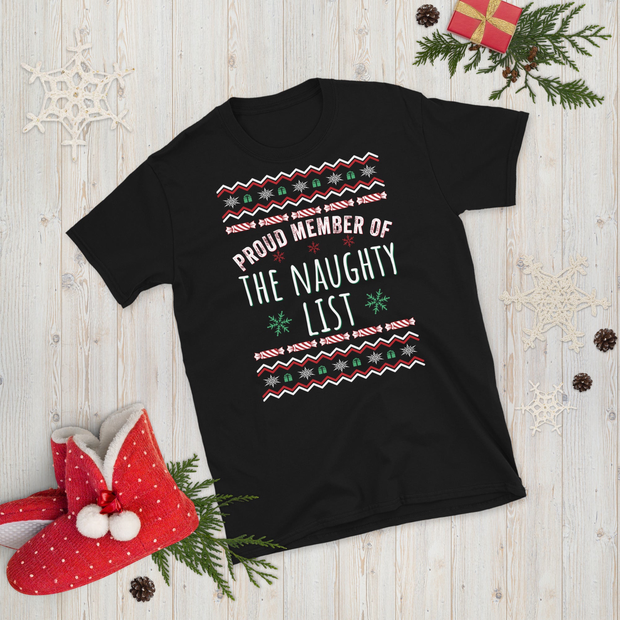 Orgulloso miembro de la camisa de la lista traviesa, camisa de Navidad divertida, camisa de miembro orgulloso, camisa de la lista agradable, Navidad traviesa, traviesa o agradable