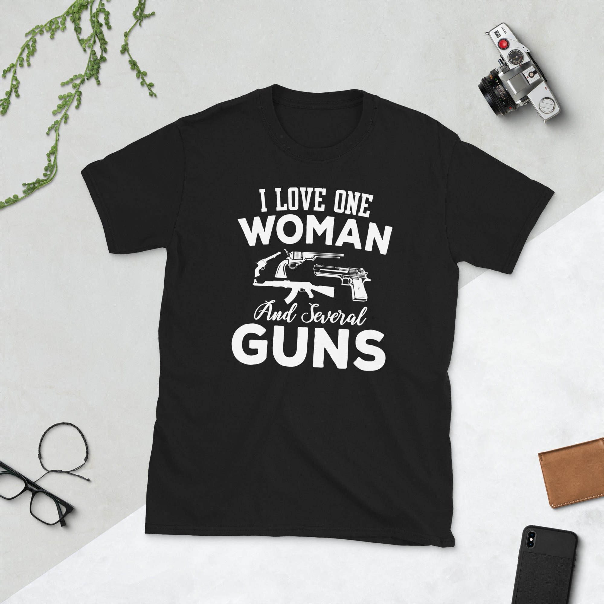 I Love One Woman and Several Guns, 2nd Amendment Shirt, 2A Shirt, Patriotic Gifts, Pro Guns,Gun Owner Gift, Funny Republican Gifts, Guns Tee - Madeinsea©