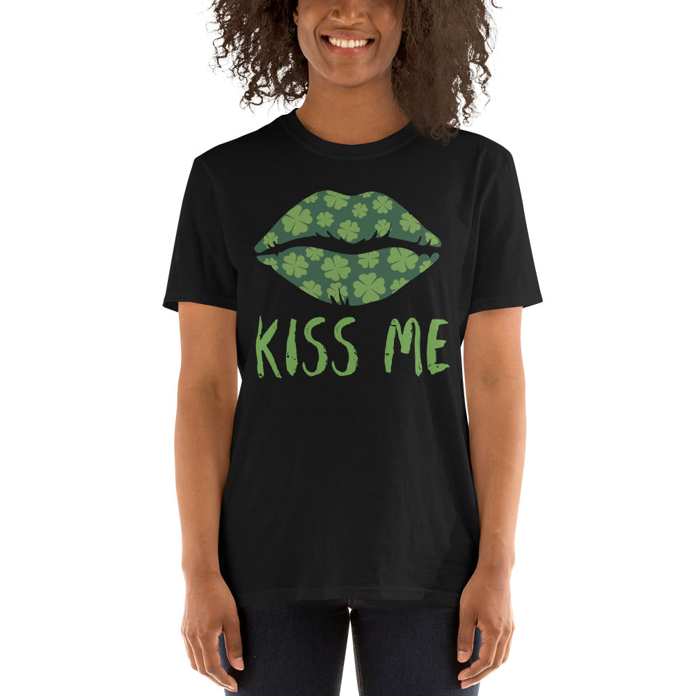 Lucky Kiss Shirt, St Patricks Day Shirt, Lucky TShirt, Saint Patricks Lips Shirt, St Patrick&#39;s Day Gifts, St Paddys Womens Gift Shirt - Madeinsea©