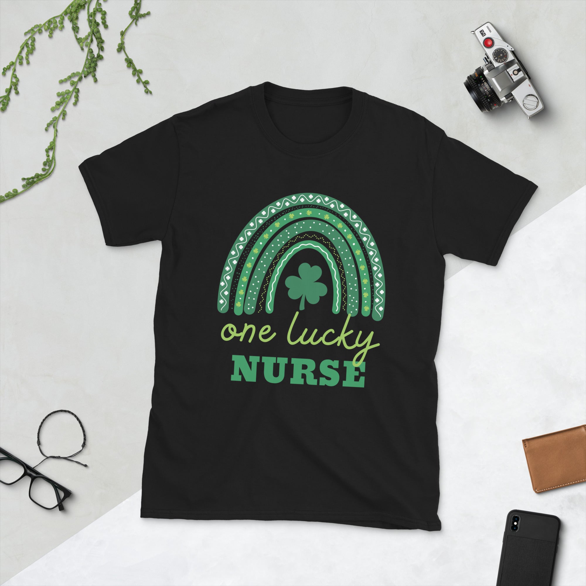 One Lucky Nurse Shirt, St. Patricks Day Krankenschwester Shirt, Lucky Nurse T-Shirt, St. Patricks Krankenschwester Geschenk, irische Krankenschwester Shirt, St Patty Krankenschwester Shirt