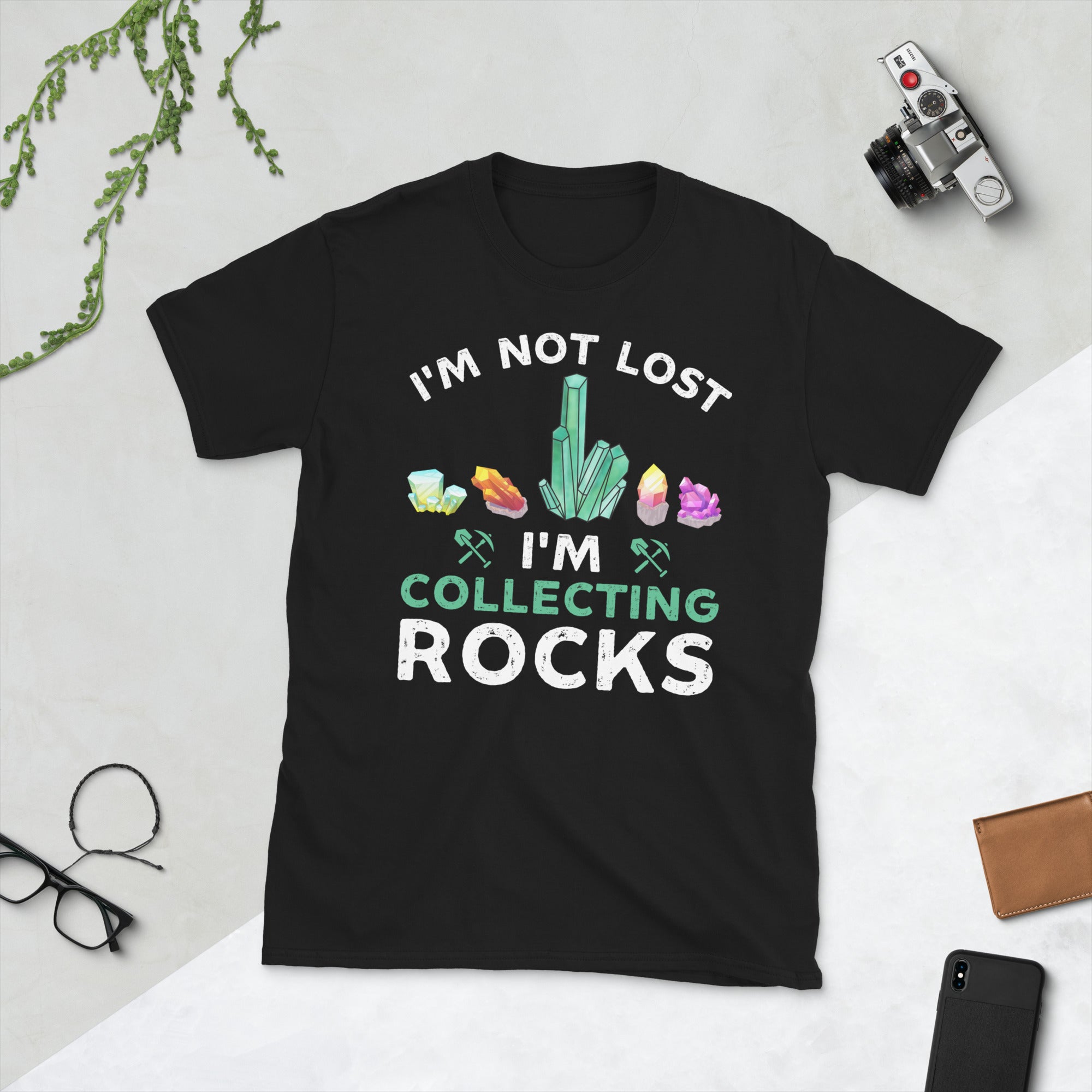 No estoy perdido, estoy coleccionando rocas, camisa de geólogo divertido, regalos para geólogo, camiseta divertida de geoda, camiseta amante de la geología, coleccionista de gemas minerales