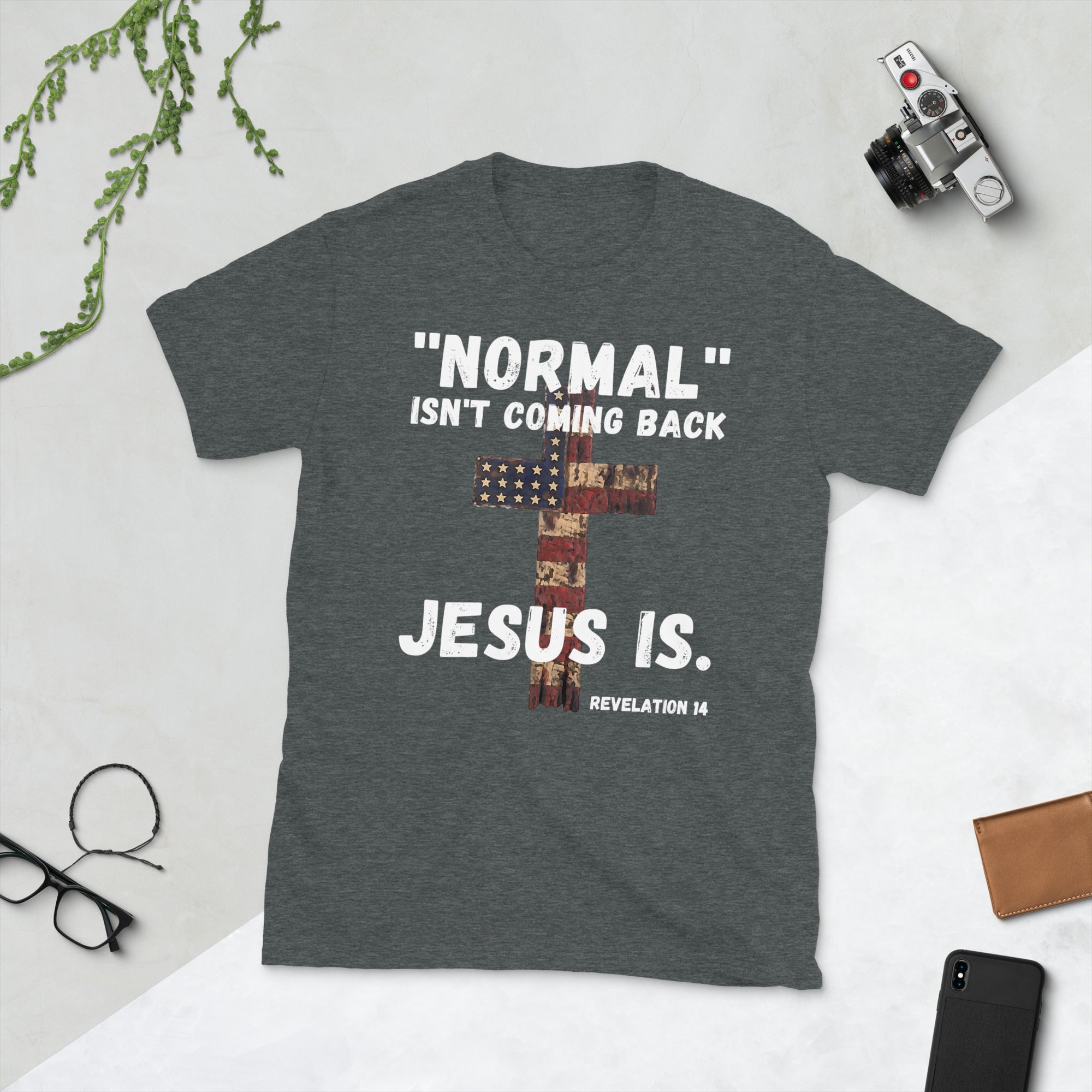 Normal Isn't Coming Back Jesus Is Shirt, Offenbarung 14, Bibelvers Shirt, inspirierendes Glaube Shirt, religiöses Geschenk, Amerikanische Flagge T-Shirt